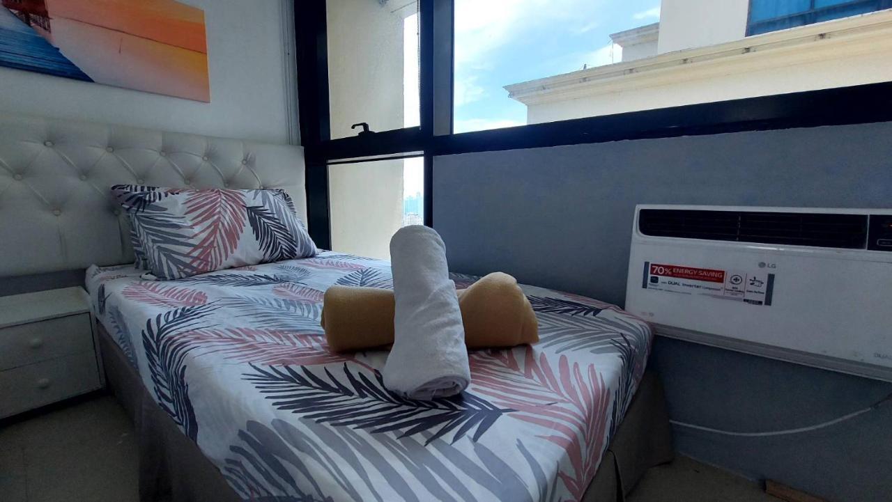Spacious Studios Mandaluyong Exterior foto