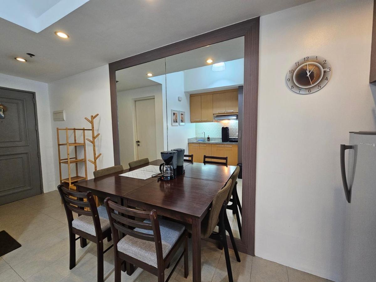 Spacious Studios Mandaluyong Exterior foto